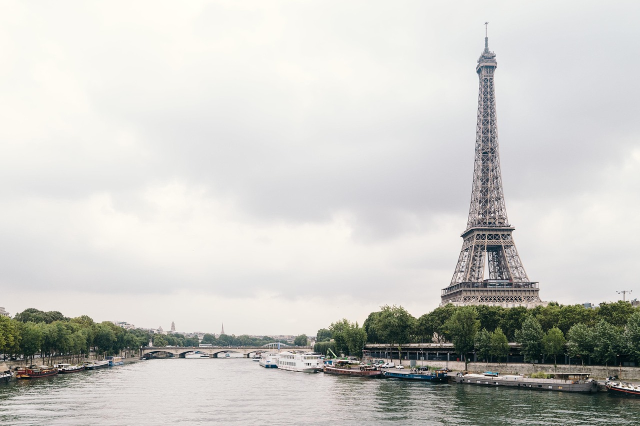 eiffel tower, paris, river seine, nature, river, tower, landmark, famous, tourist destination, architecture, city, france, outdoors, tourist attraction, urban, water